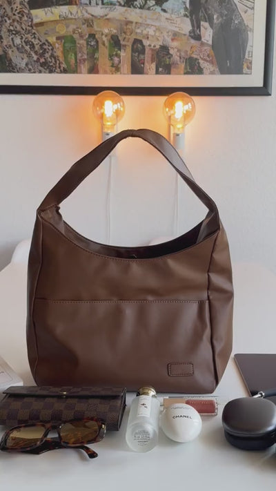 Qué cabe dentro del bolso Milano